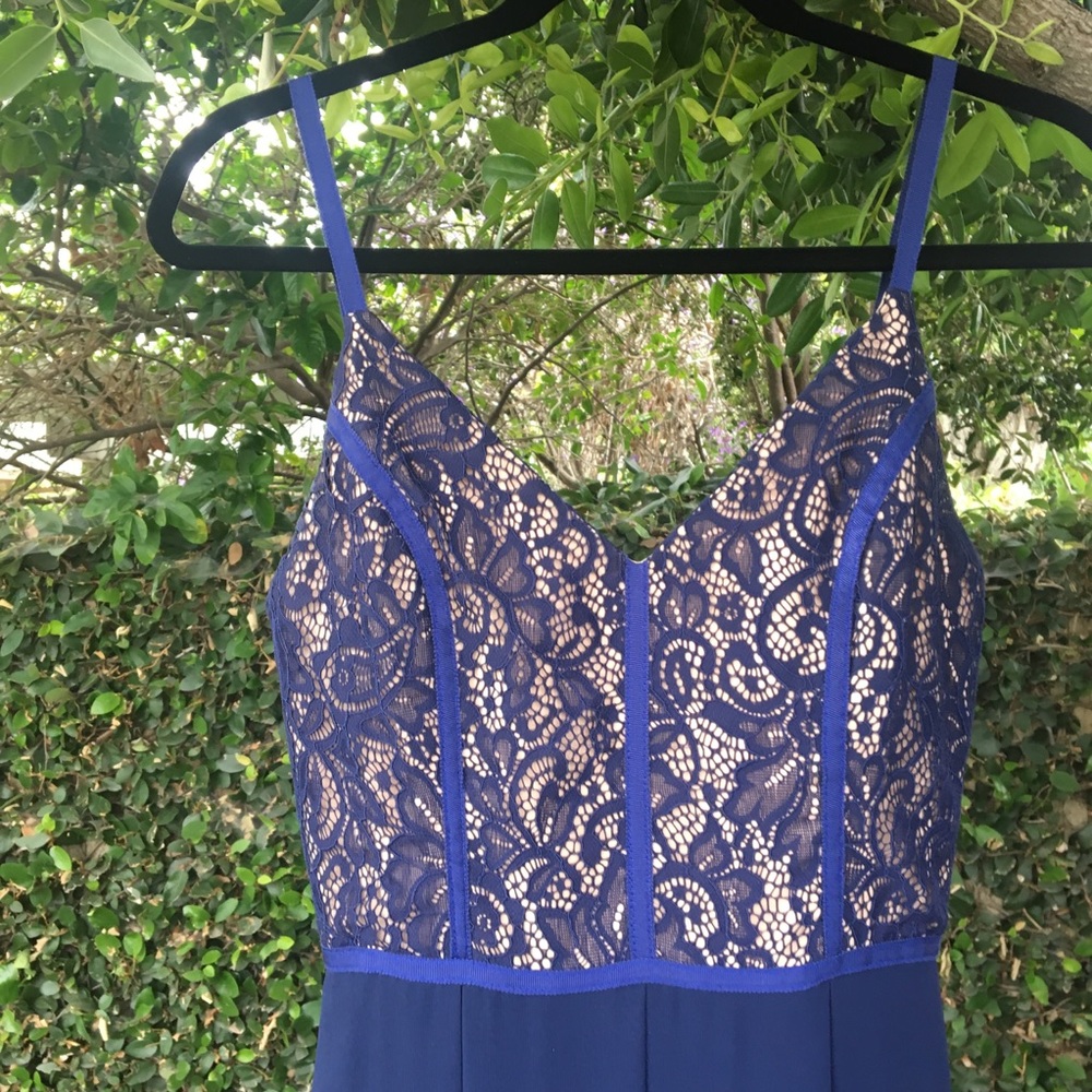 Fame and Partners dark blue/navy prom dress w lace